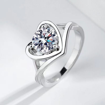 1 Karat Moissanite Ring Four-claw Female Ring Live Mouth