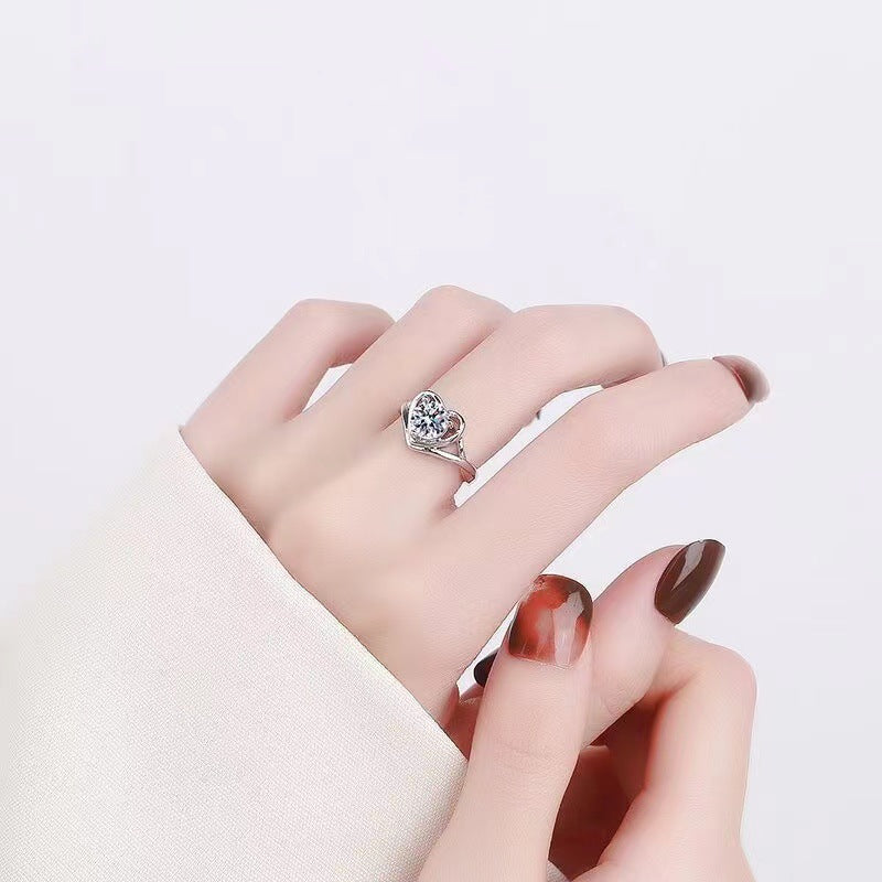 1 Karat Moissanite Ring Four-claw Female Ring Live Mouth